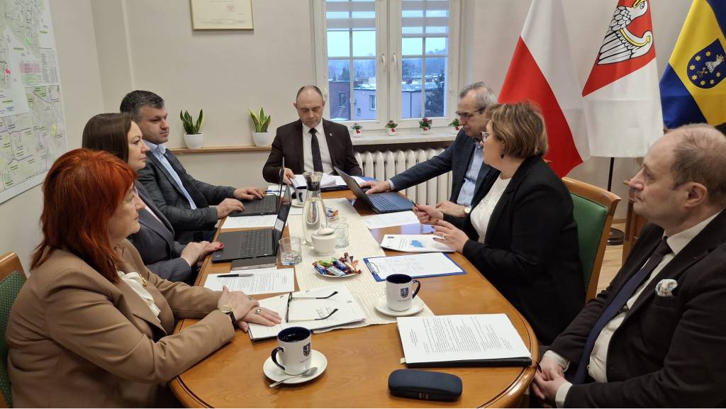 Zarząd Powiatu o działalności PUP